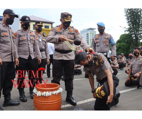 Upacara Kenaikan Pangkat Polresta Bandarlampung