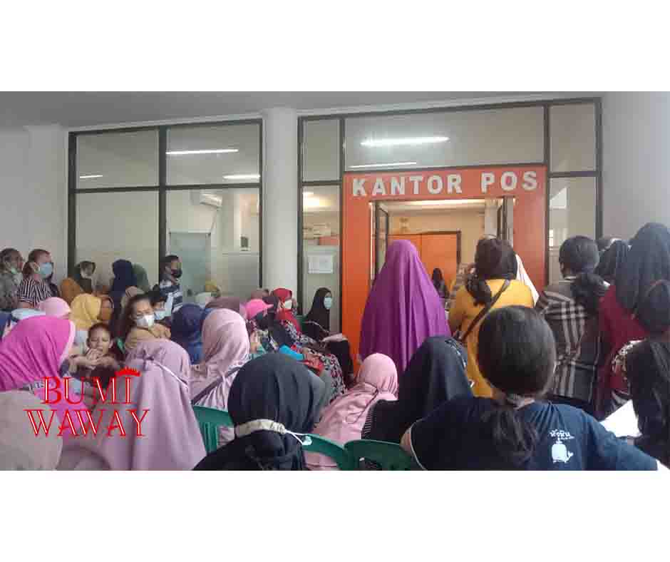 WARGA BERDESAKAN AMBIL BLT