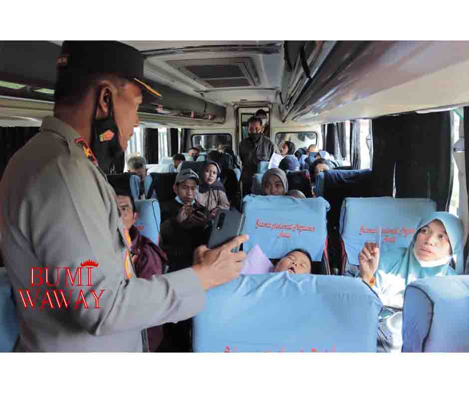 POLDA LAMPUNG MEMBUKA POSKO VAKSINASI REST AREA