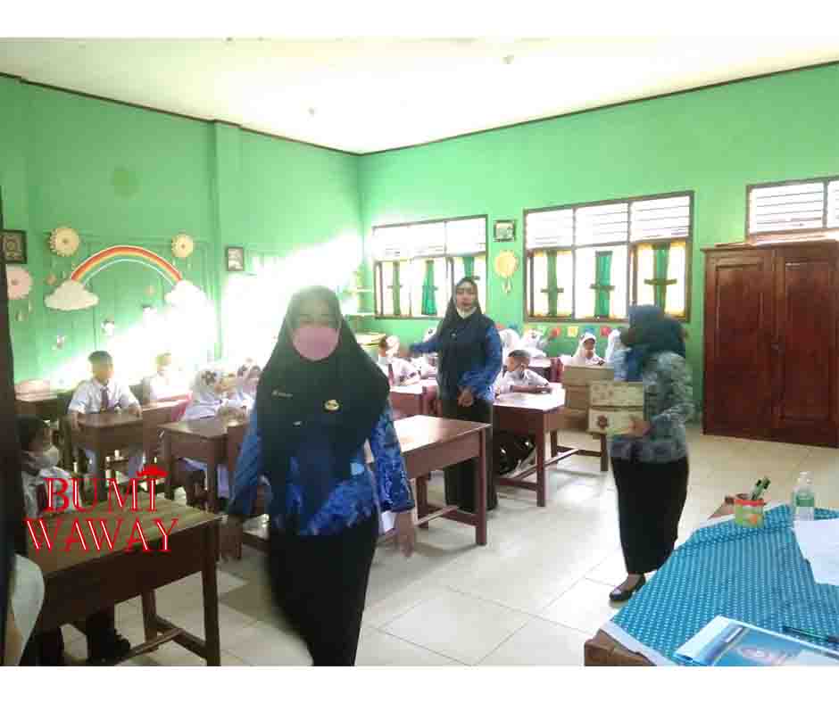 SD NEGERI 2 WAY HALIM PERMAI LAKSANAKAN AJARAN BARU PTM 100%