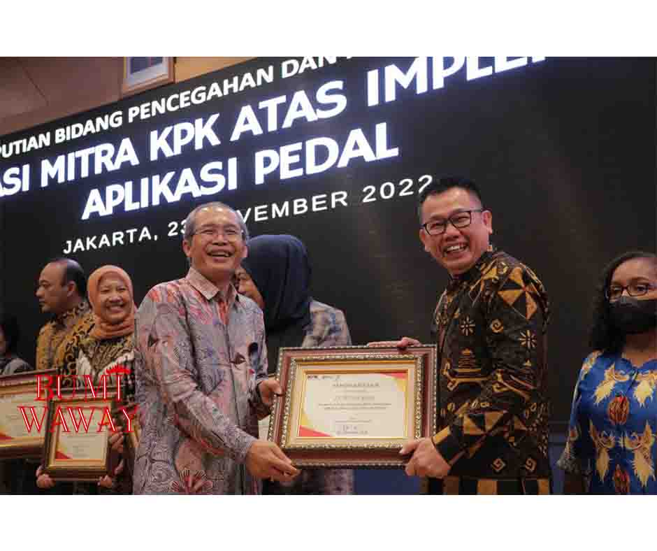 BANK LAMPUNG TERIMA PENGHARGAAN DARI KPK