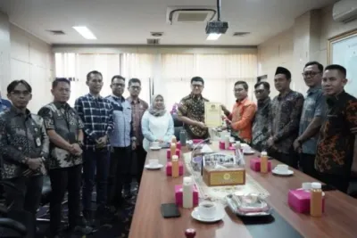 DPRD Lampung Terima SK Rahmad Mirzani Djausal dan Jihan Nurlela Sebagai Gubernur dan Wakil Gubernur 2025-2030