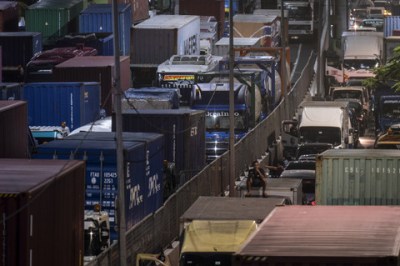 Kemacetan di Tanjung Priok Akibat Lonjakan Kapal, Pelindo Beri Kompensasi untuk Pengusaha dan Sopir Truk