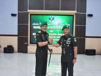 Korem 043/Gatam Gelar Acara Tradisi Penerimaan Warga Baru dan Serah Terima Jabatan
