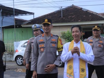 Kapolres Metro Pastikan Pengamanan Perayaan Hari Waisak Umat Buddha di Vihara Budha Darma Diva