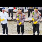 Kapolri Tanam Mangrove di Kalbar: Jaga Alam Demi Anak Cucu