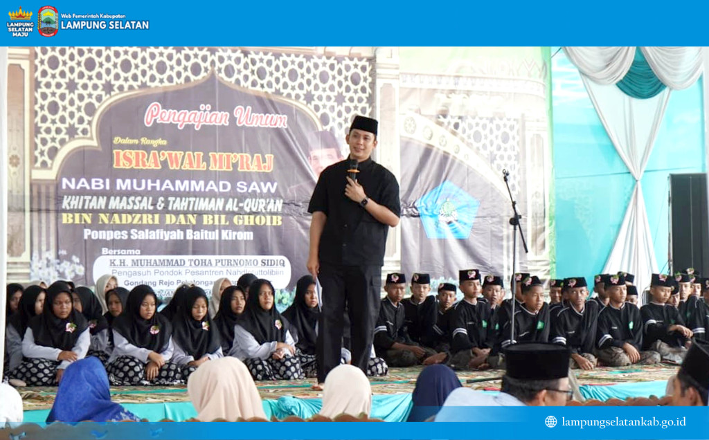 Peringatan Isra Mikraj di Tanjung Sari, Bupati Egi: Pesantren Fondasi SDM Unggul Penopang Pembangunan